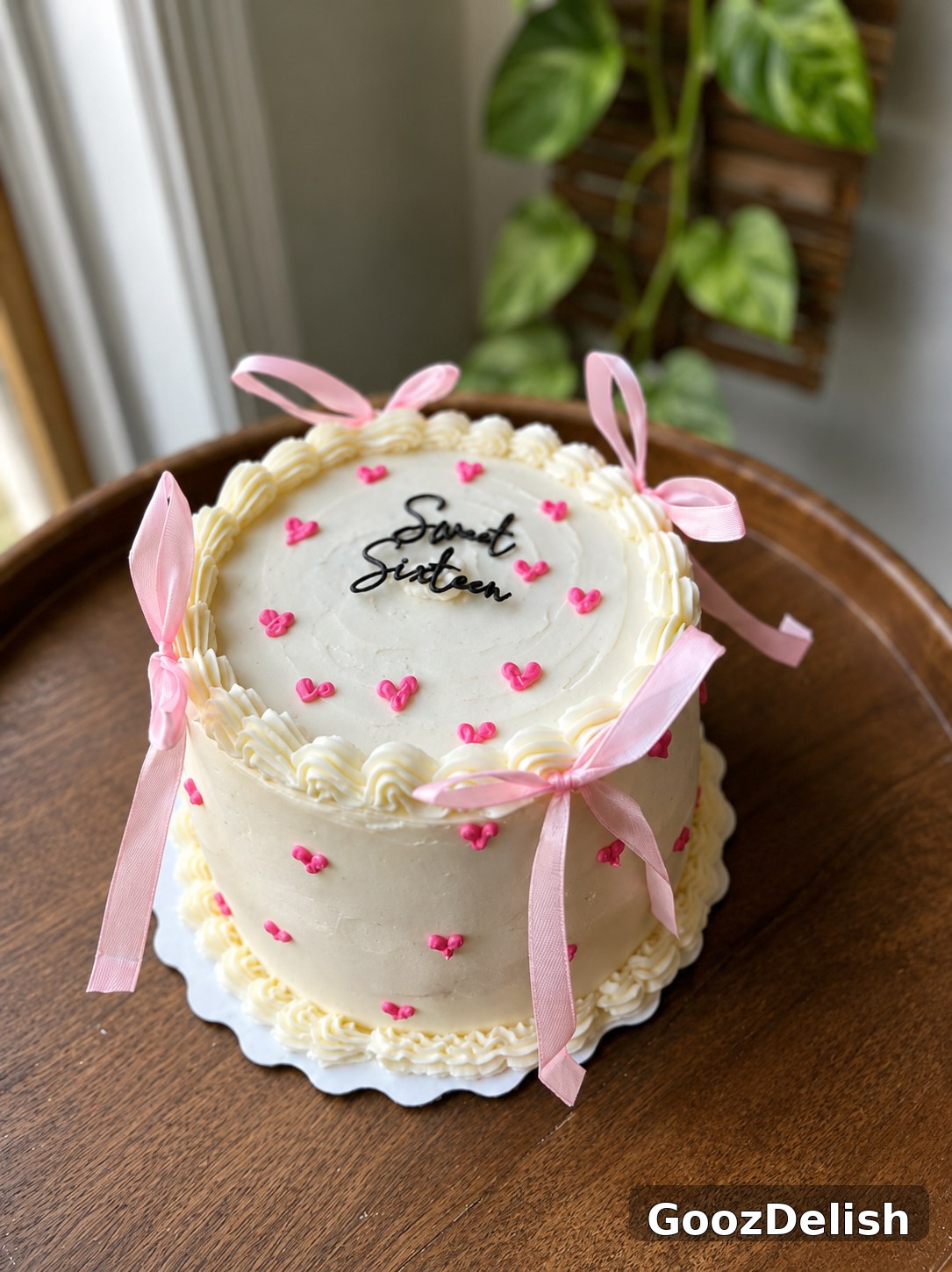 GoozDelish custom cake 2