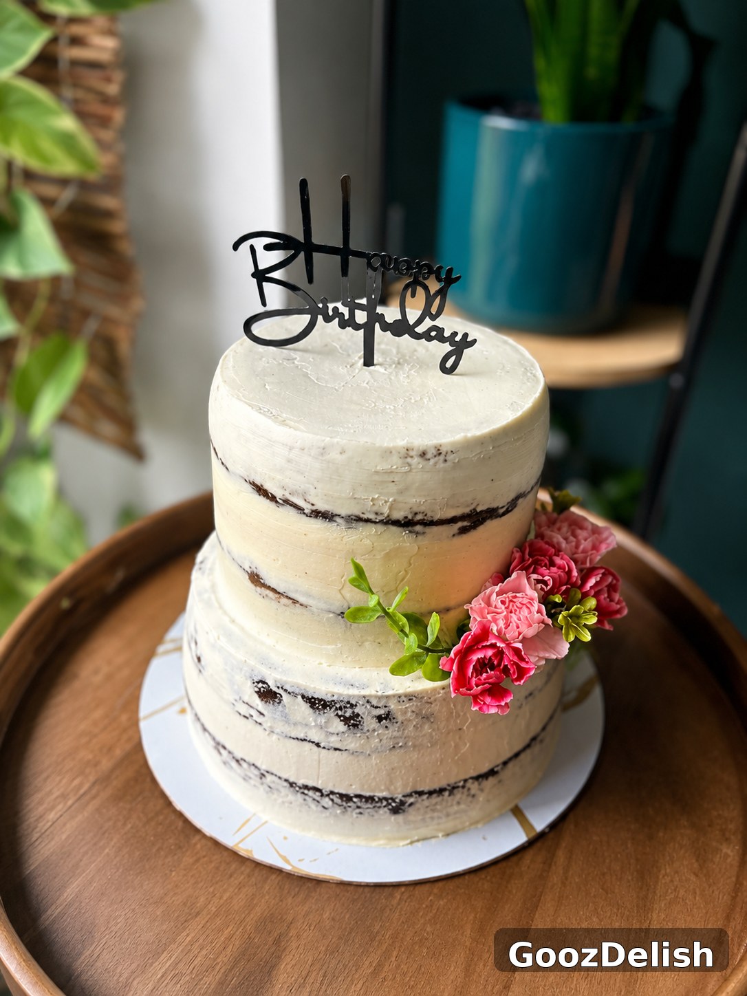 GoozDelish custom cake 36